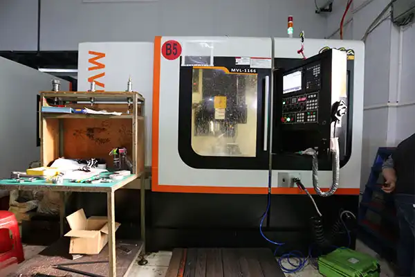 MVL-1166 Cnc Mill Center